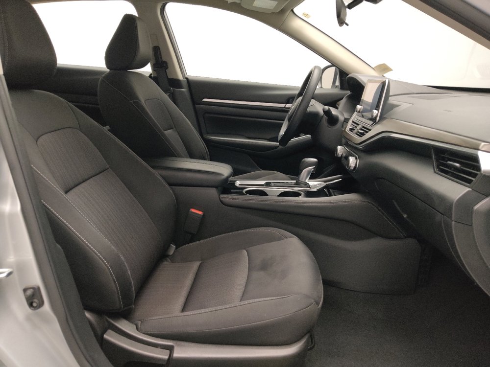 Used 2023 Nissan Altima 2.5 SV image 21