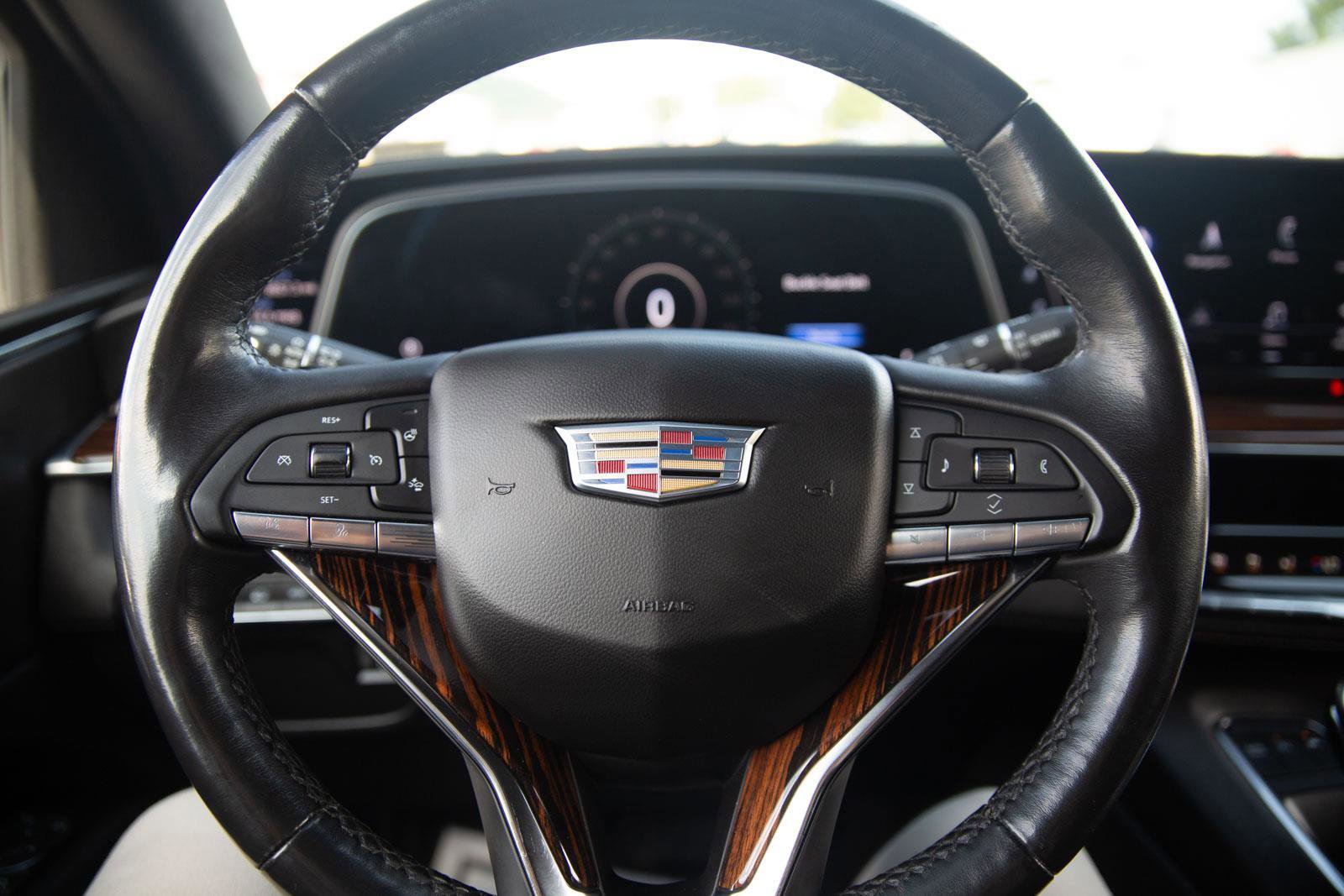 Used 2022 Cadillac Escalade Premium Luxury image 12