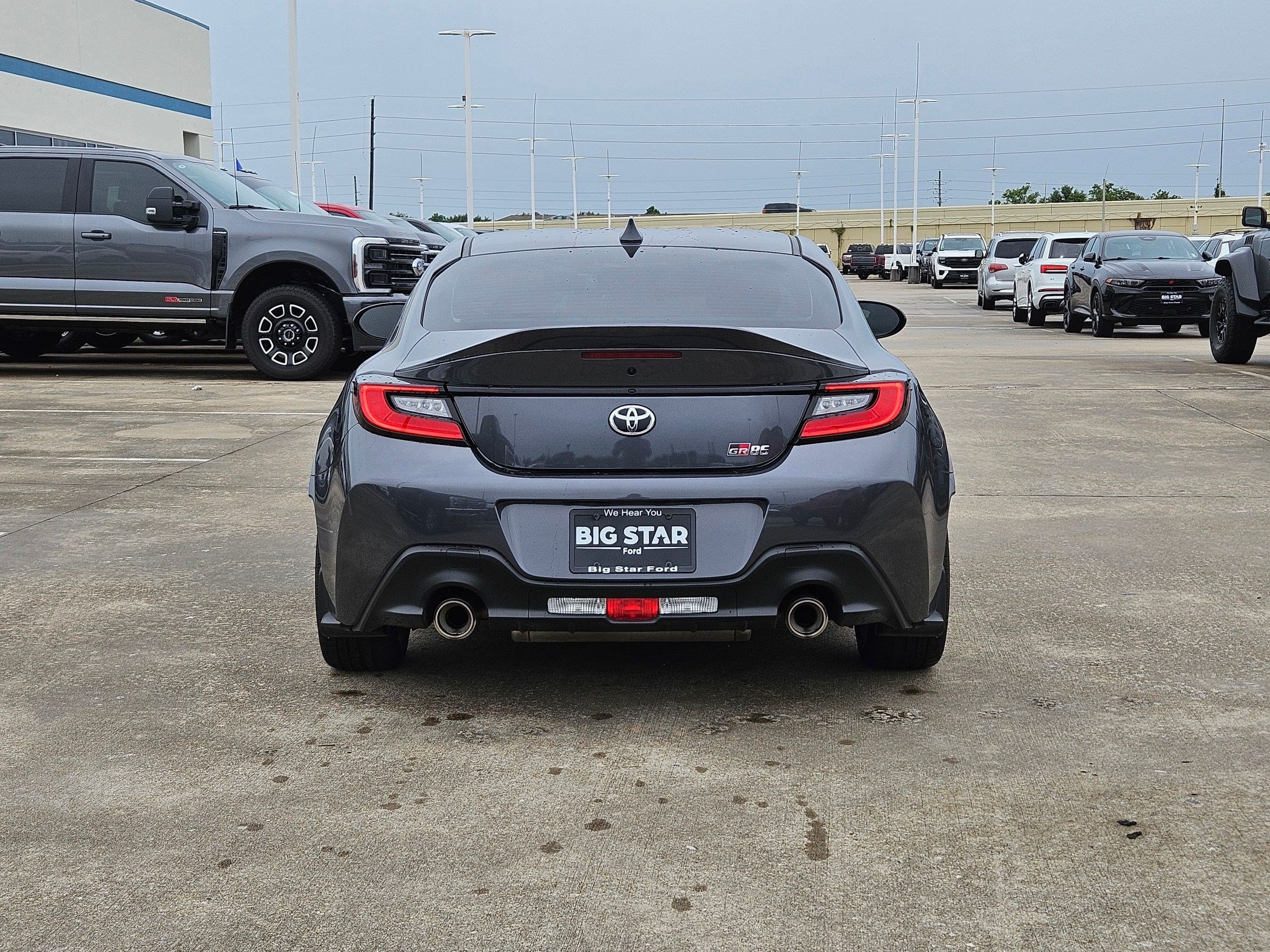Used 2025 Toyota GR86 Premium RWD image 5