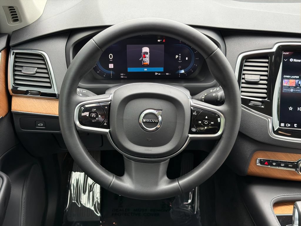Used 2023 Volvo XC90 B6 Plus AWD/4WD image 24
