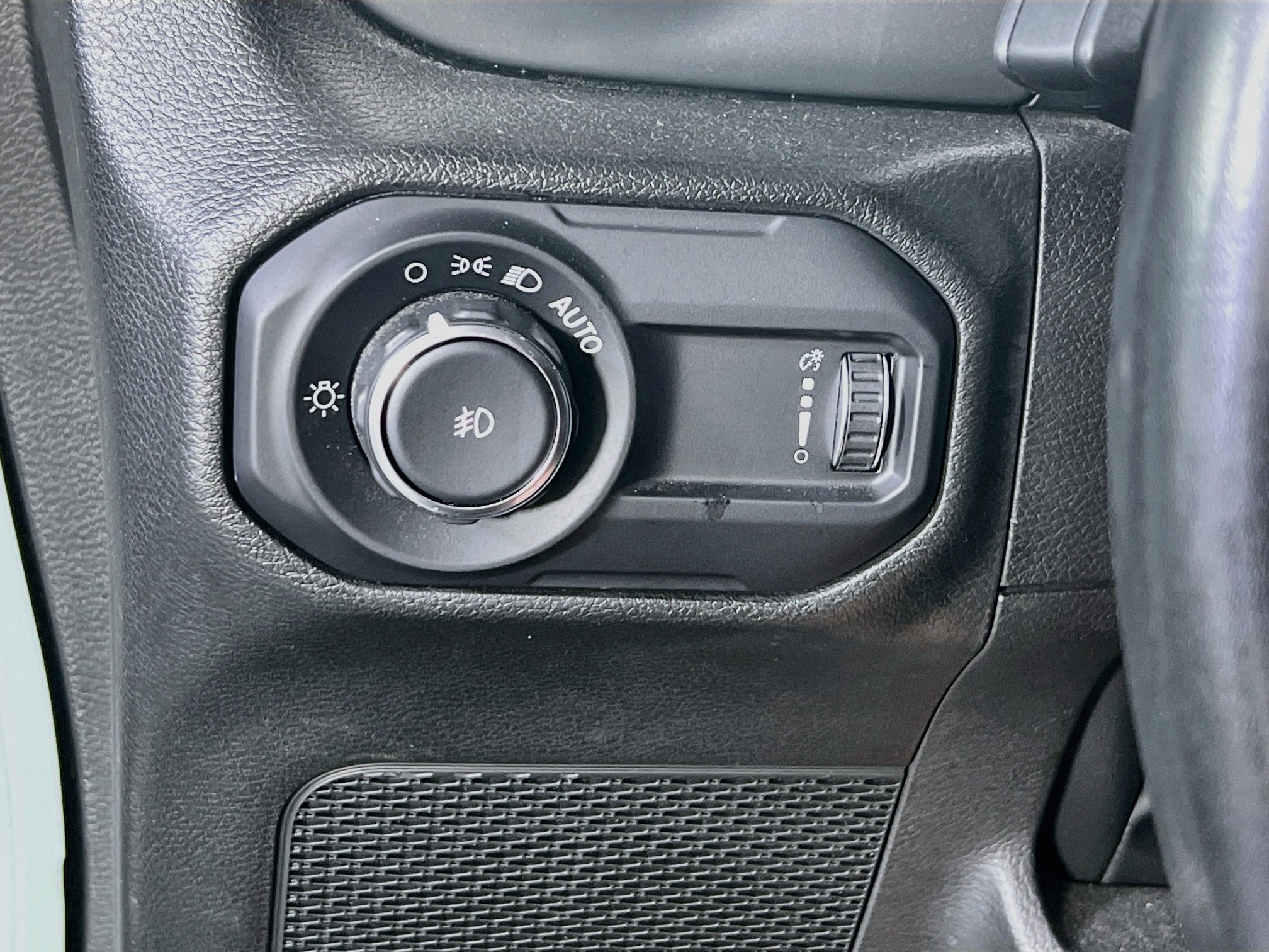 Used 2023 Jeep Wrangler Sport AWD/4WD image 10