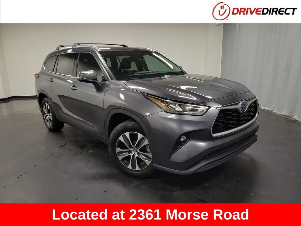 Used 2020 Toyota Highlander XLE image 1