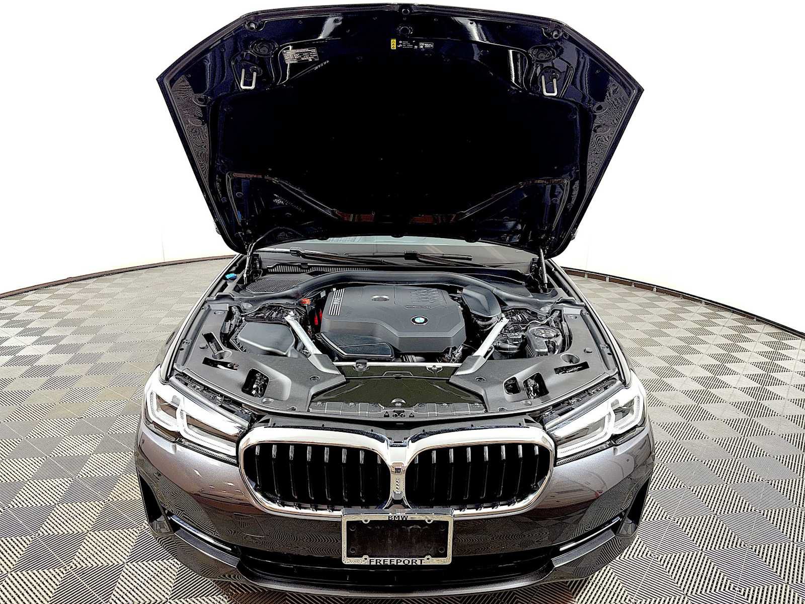 Used 2023 BMW 530i xDrive w/ Convenience Package AWD/4WD image 31