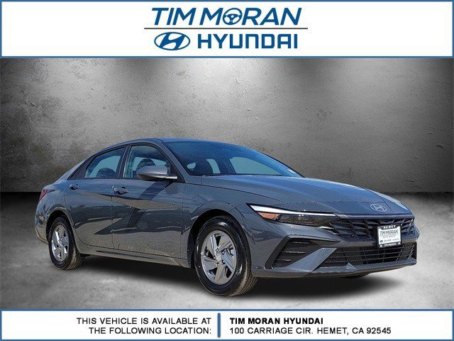 New 2025 Hyundai Elantra SE w/ Cargo Package