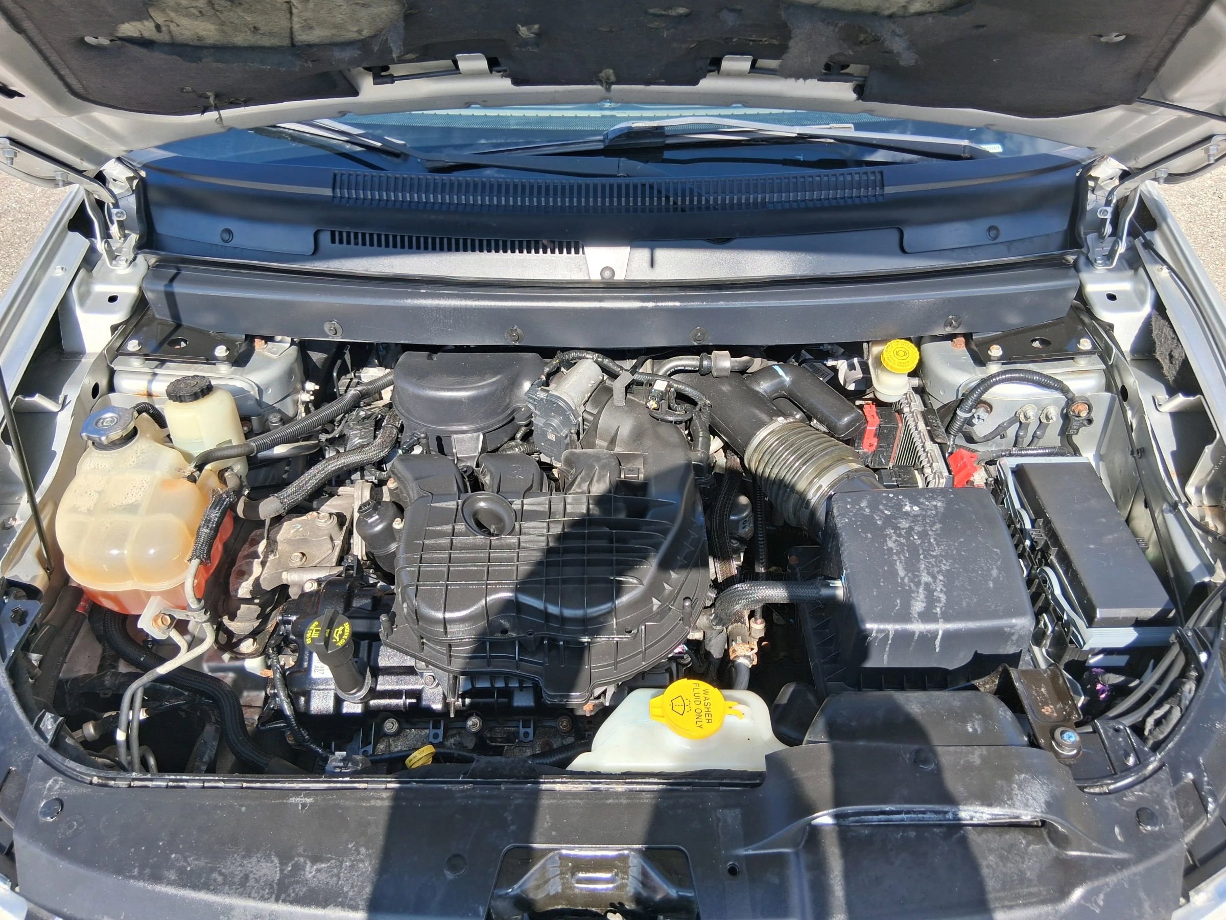 Used 2014 Dodge Journey SXT w/ Flexible Seating Group image 24