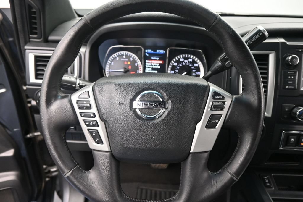 Used 2019 Nissan Titan SV w/ SV Convenience Package RWD image 15