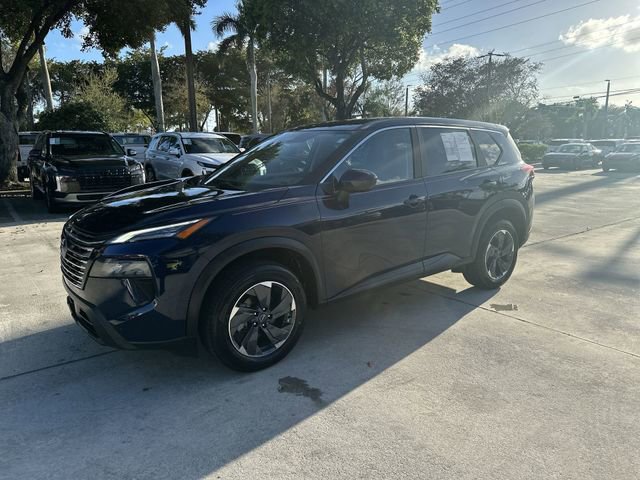 Used 2024 Nissan Rogue SV image 37