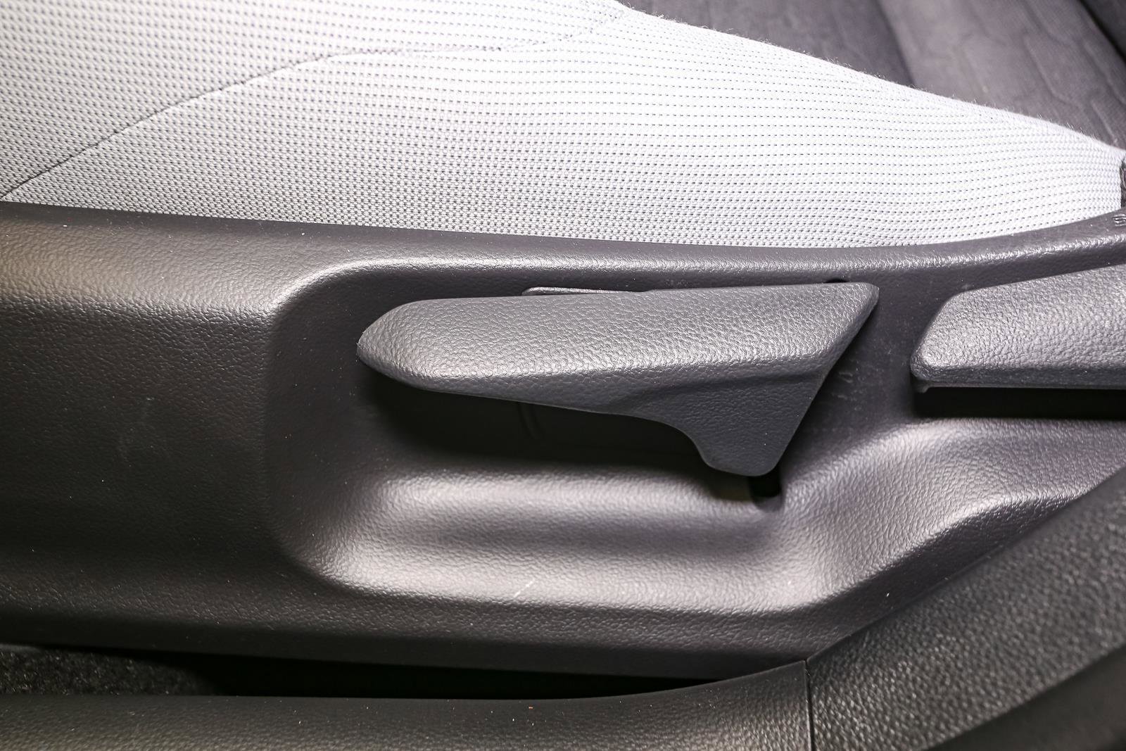 Used 2019 Toyota Corolla SE FWD image 43