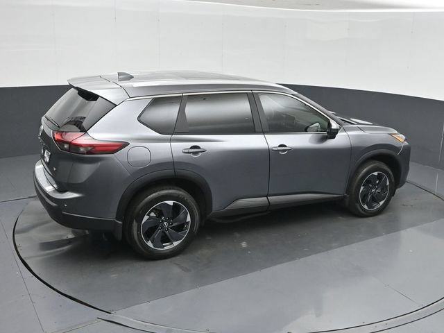 Used 2024 Nissan Rogue SV w/ SV Premium Package FWD image 38