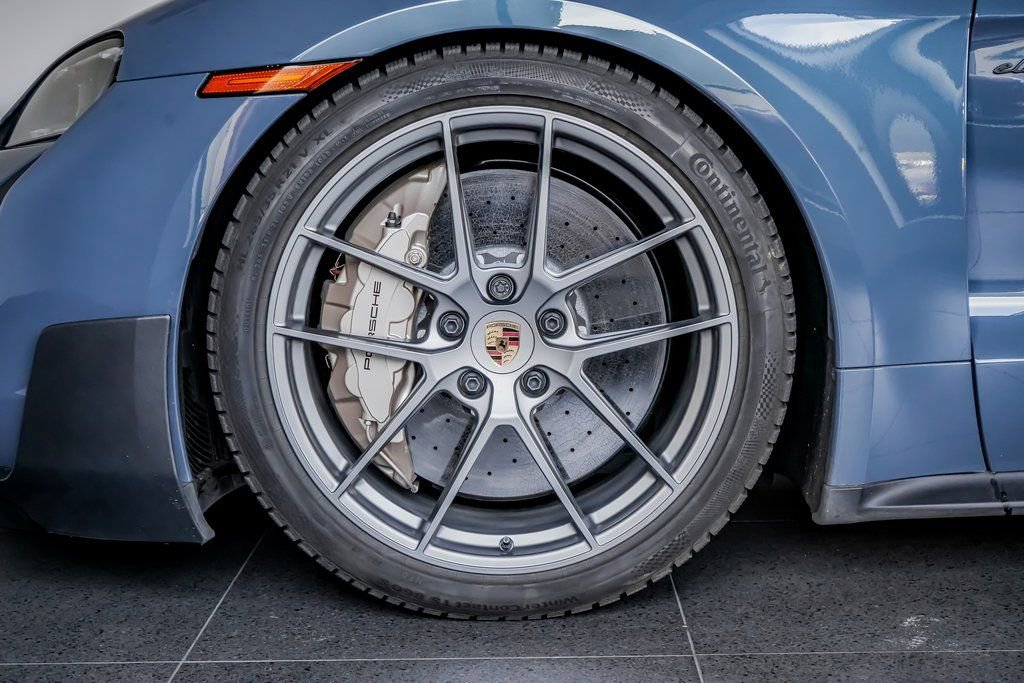 Certified 2025 Porsche Taycan Turbo GT image 11