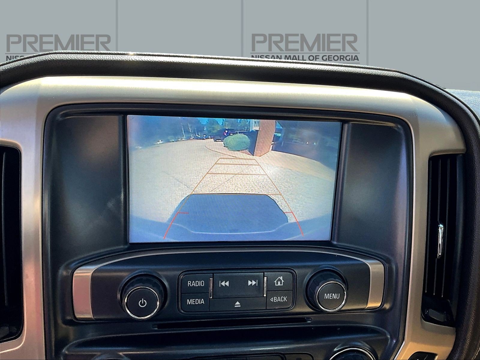 Used 2018 GMC Sierra 2500 Denali w/ Duramax Plus Package AWD/4WD image 17