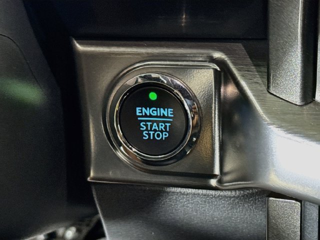 Used 2023 Ford F150 Lariat w/ Equipment Group 502A High AWD/4WD image 18