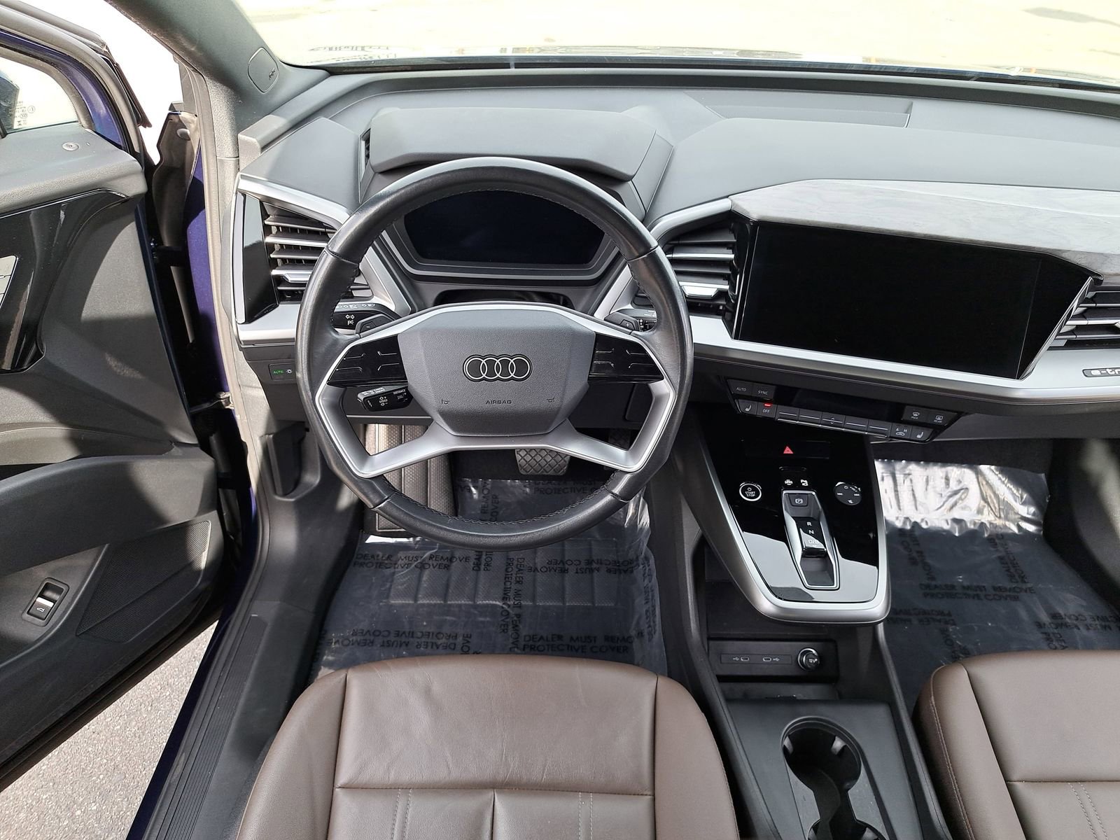 Used 2024 Audi Q4 e-tron Premium Plus image 16