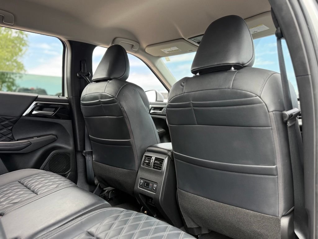 Used 2022 Mitsubishi Outlander SEL AWD/4WD image 18