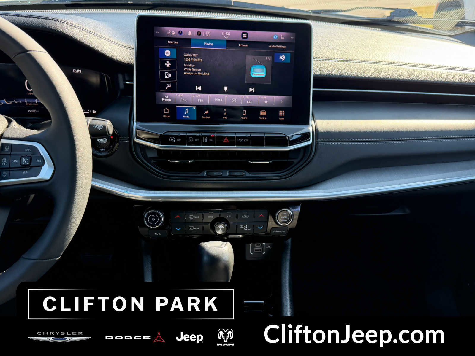 Used 2023 Jeep Compass High Altitude image 27