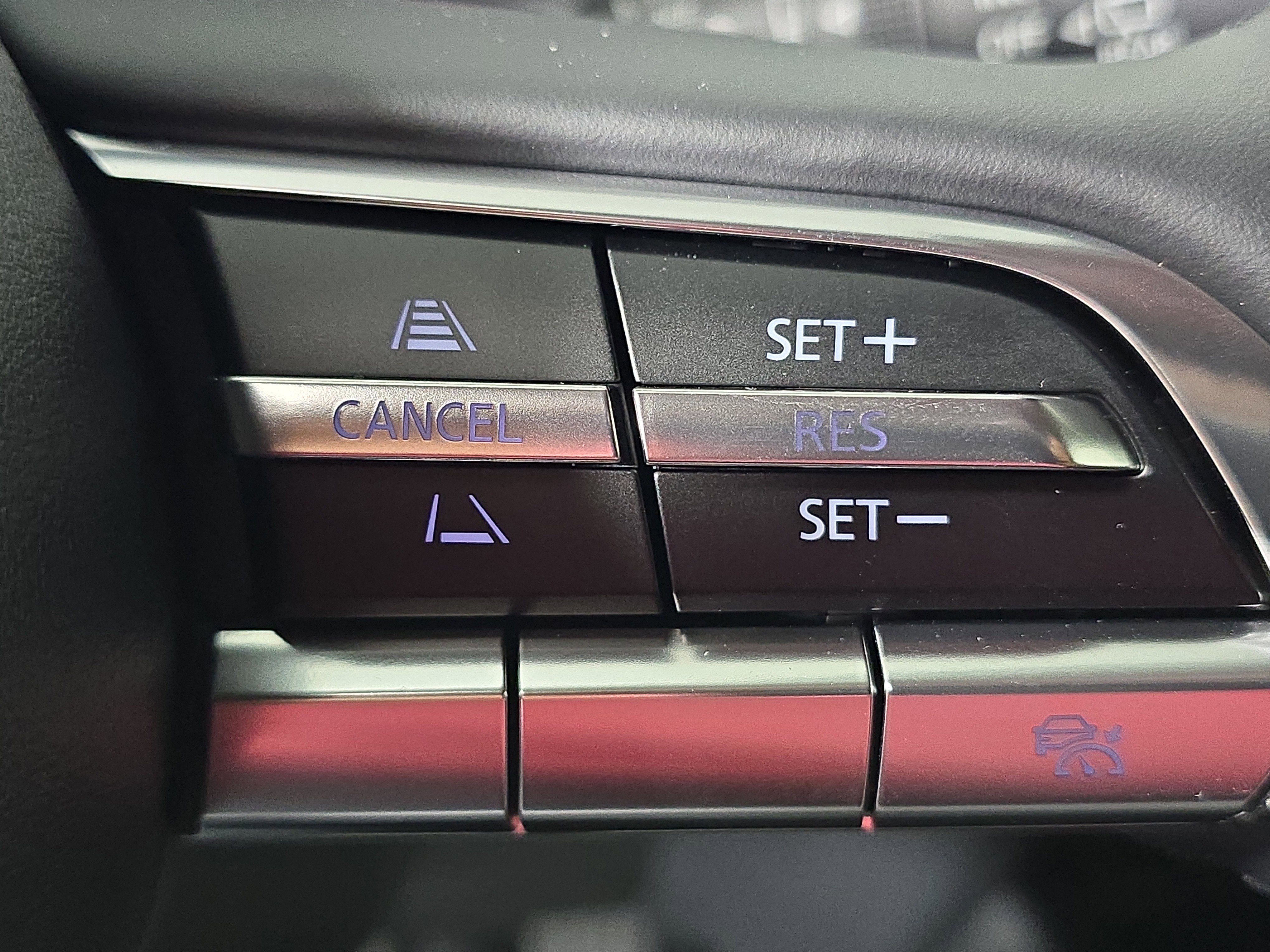 Certified 2025 MAZDA CX-50 2.5 Hybrid w/ Premium Plus Pkg image 16