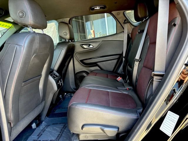 Used 2025 Chevrolet Blazer RS FWD image 16