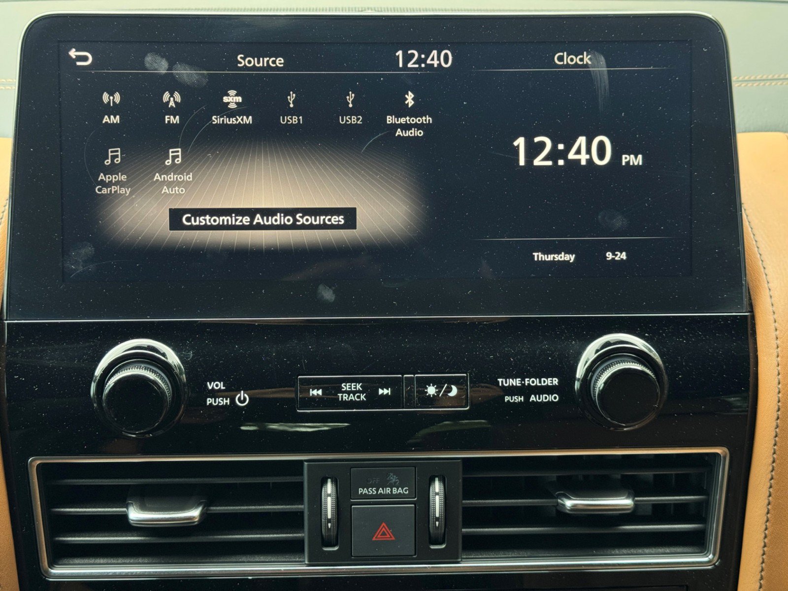 Used 2022 INFINITI QX80 Sensory w/ All-Season Package AWD/4WD image 26