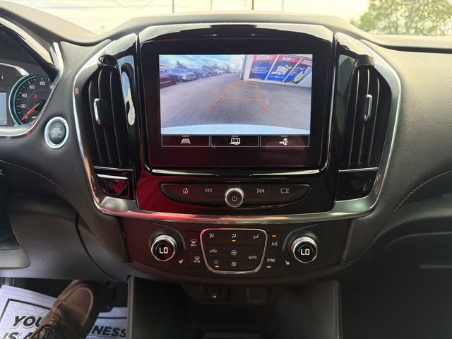 Used 2023 Chevrolet Traverse LT AWD/4WD image 18
