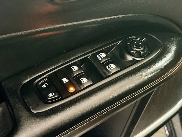 Used 2018 Jeep Compass Latitude w/ Popular Equipment Group FWD image 18