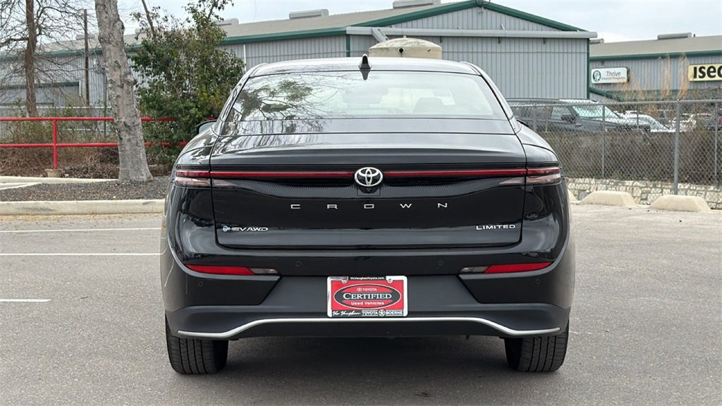 Certified 2024 Toyota Crown Limited image 7