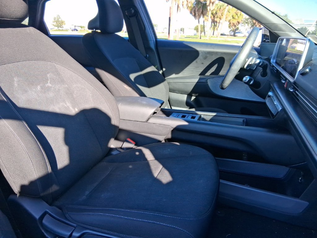 Used 2023 Hyundai Ioniq 6 SE RWD image 16