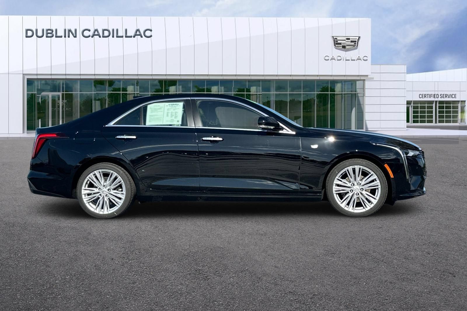 Used 2026 Cadillac CT4 Premium Luxury RWD image 3