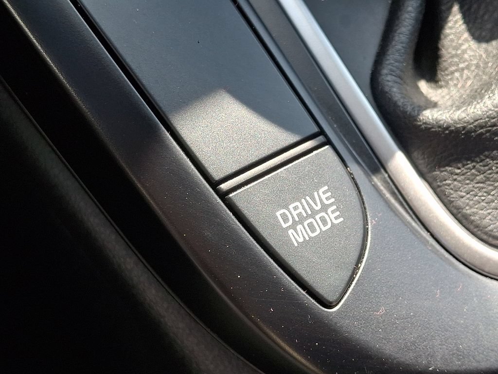 Used 2023 Kia Soul LX w/ Option Group 015 FWD image 23