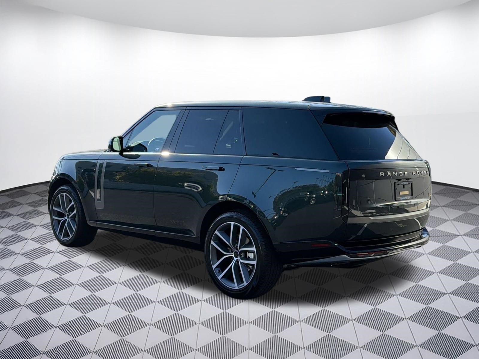 New 2026 Land Rover Range Rover SE AWD/4WD image 3