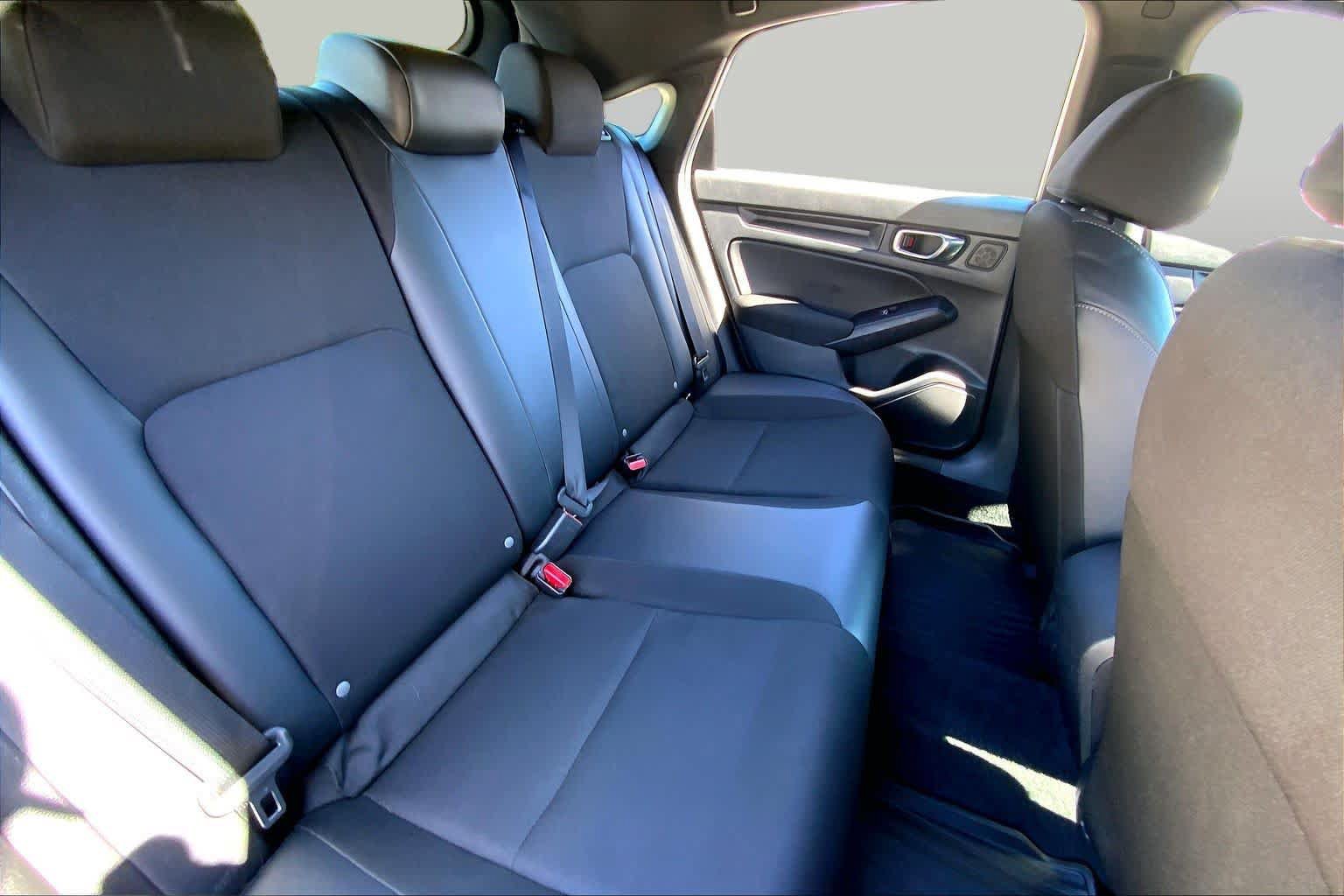 Used 2023 Honda Civic Sport image 19