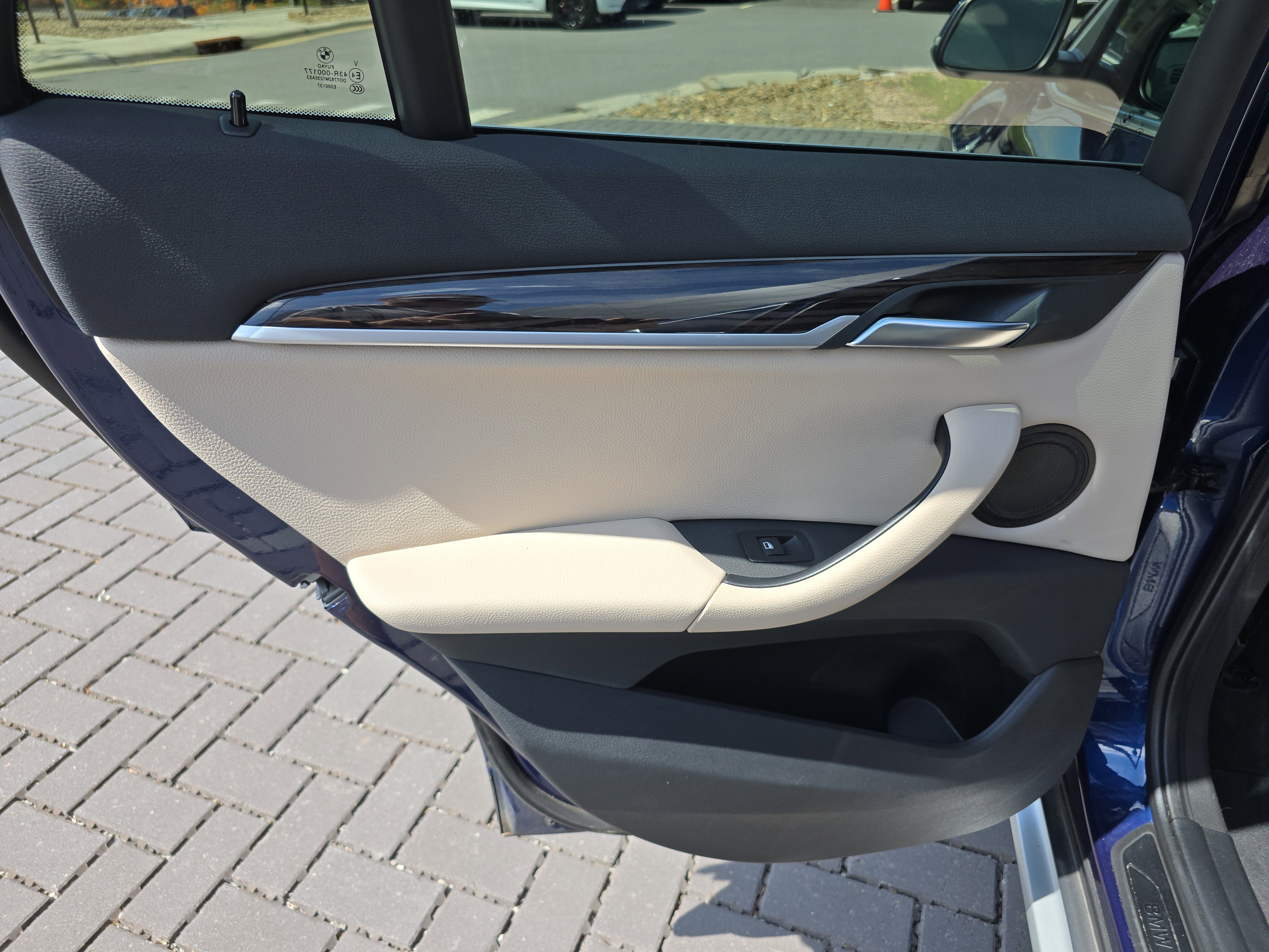 Used 2019 BMW X1 xDrive28i w/ Convenience Package image 13