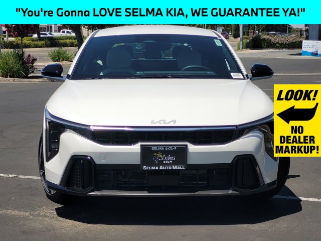 New 2026 Kia K4 GT-Line FWD image 2