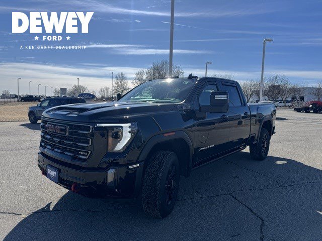 Used 2024 GMC Sierra 2500 AT4 w/ AT4 Premium Plus Package image 3