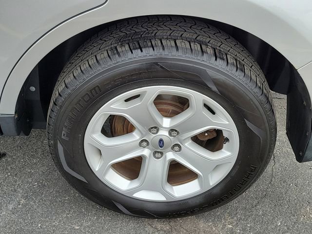 Used 2013 Ford Edge SEL FWD image 25