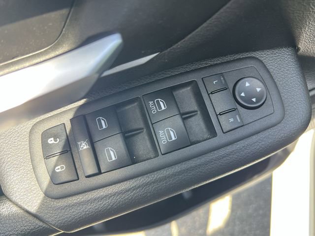 Used 2023 RAM 1500 Big Horn image 23