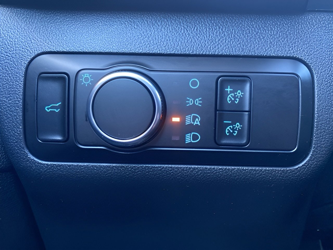 Certified 2023 Ford Escape Active w/ Tech Pack #2 image 17