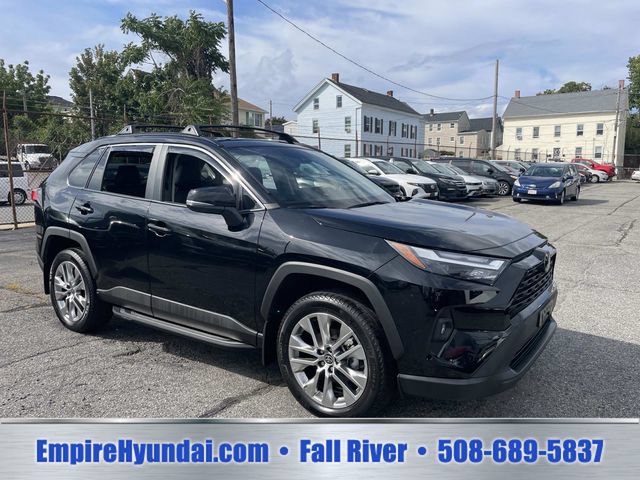 Used 2025 Toyota RAV4 XLE Premium w/ Weather Package AWD/4WD video 2