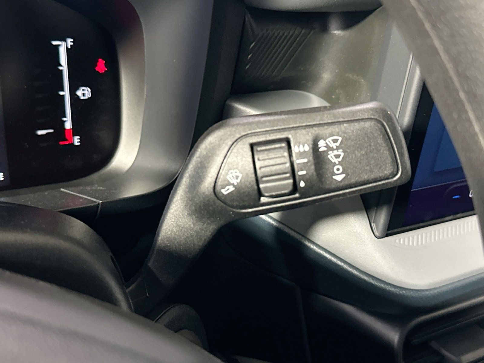 New 2026 Ford Maverick XL image 23