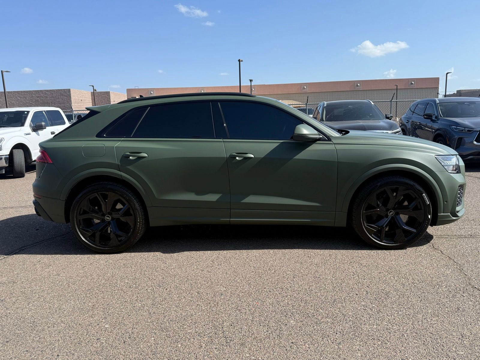 Used 2023 Audi RS Q8 AWD/4WD image 4
