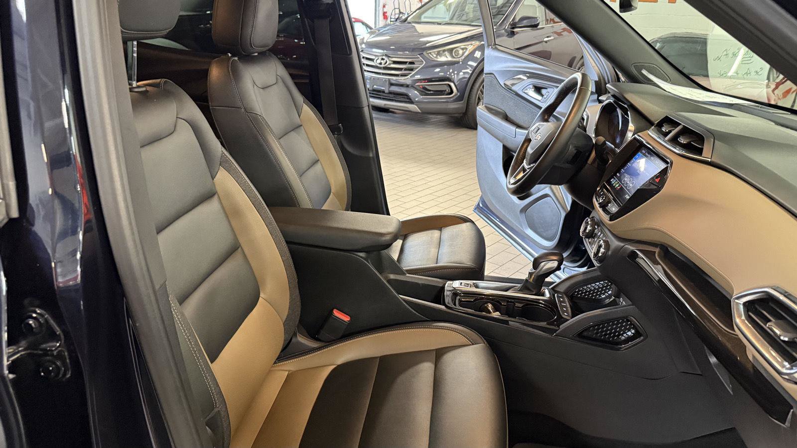 Used 2021 Chevrolet TrailBlazer ACTIV w/ Convenience Package FWD image 34