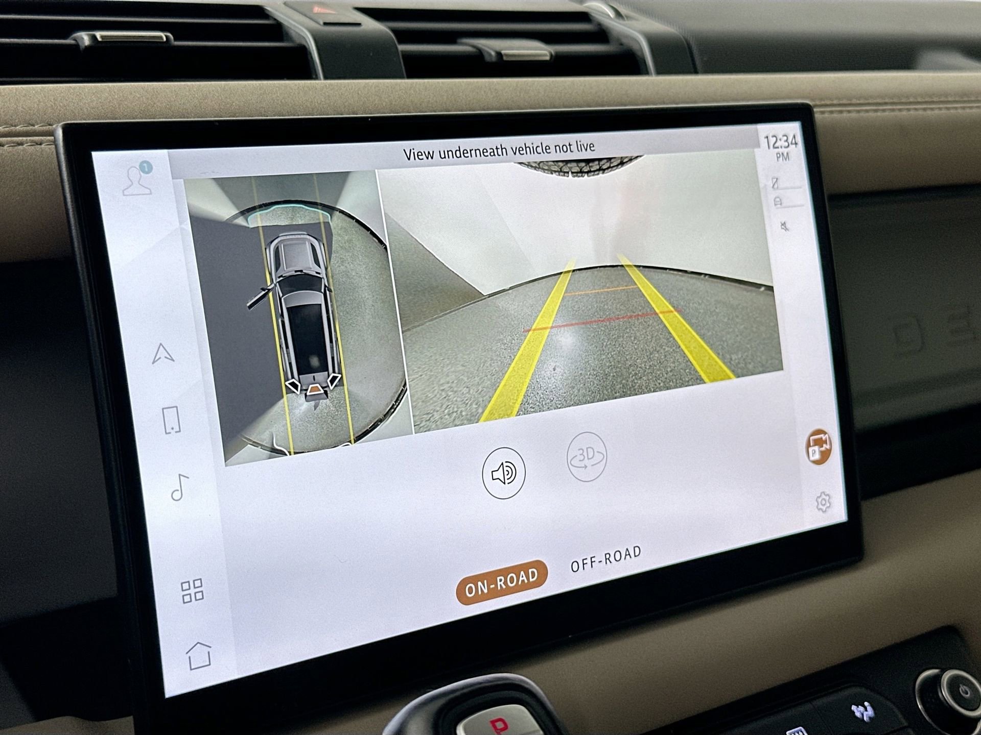 Used 2023 Land Rover Defender 130 SE image 15