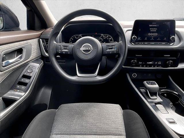 Used 2023 Nissan Rogue SV FWD image 5