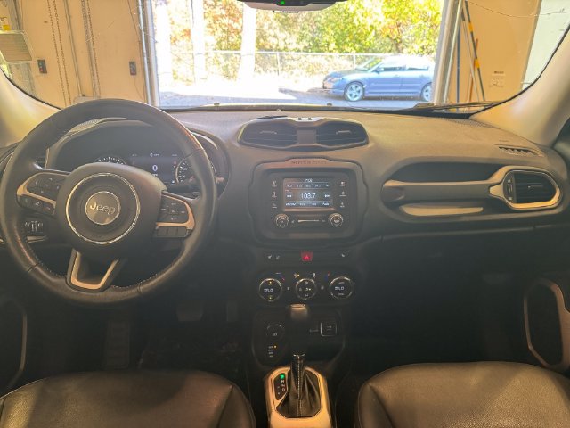 Used 2015 Jeep Renegade Limited AWD/4WD image 5