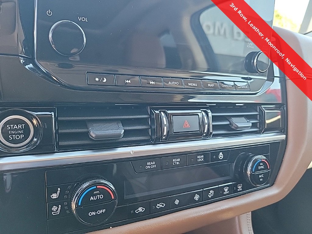 Used 2022 Nissan Pathfinder Platinum w/ Cargo Package image 27