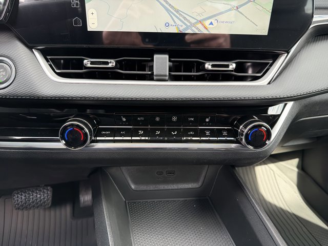 New 2026 Chevrolet Equinox LT AWD/4WD image 19