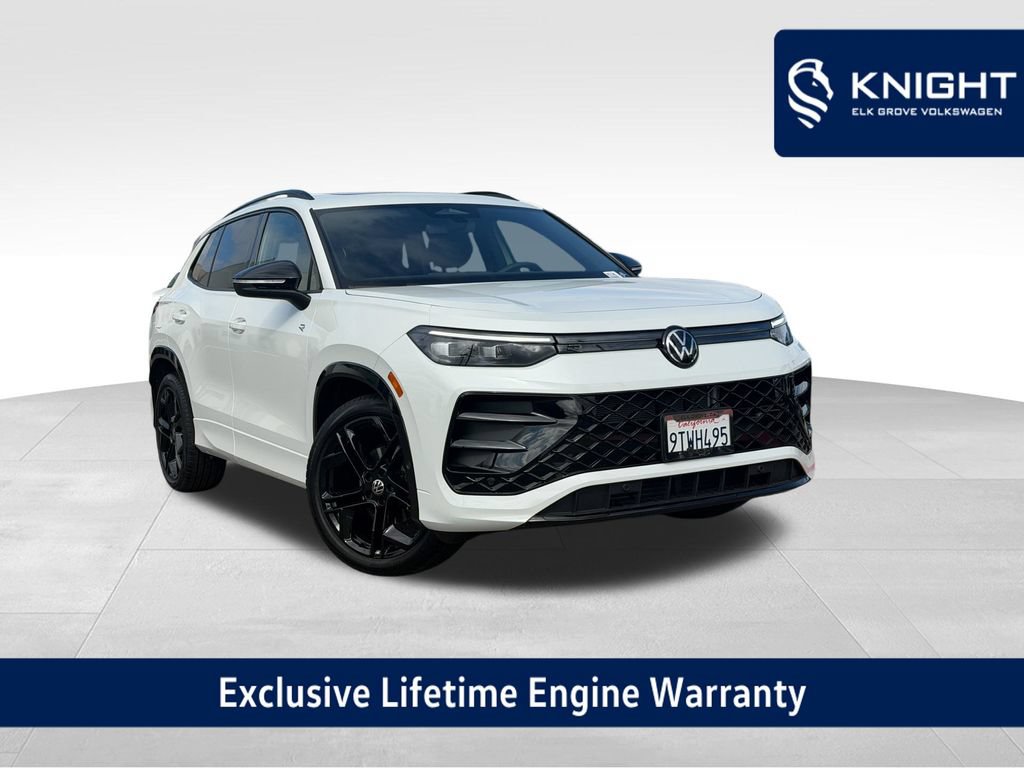 Certified 2026 Volkswagen Tiguan SE R-Line FWD image 1