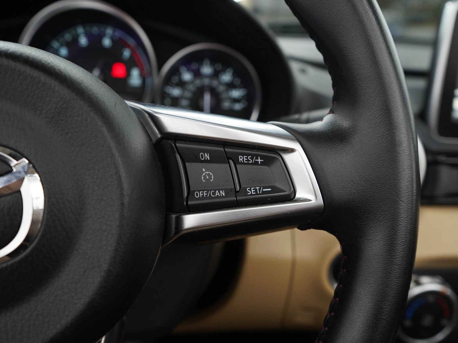 Used 2016 MAZDA MX-5 Miata Grand Touring RWD image 21