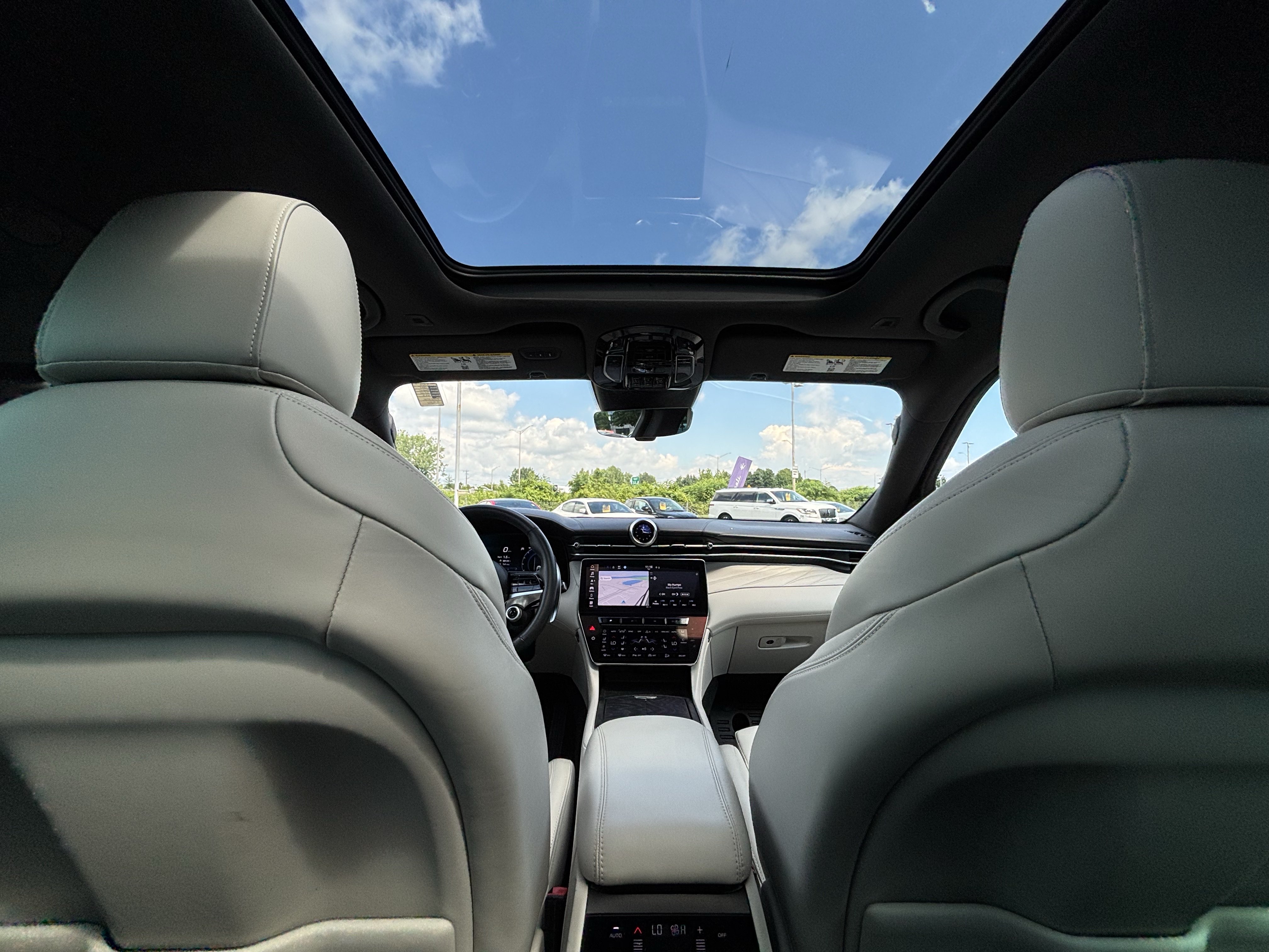 Used 2023 Maserati Grecale Modena AWD/4WD image 43
