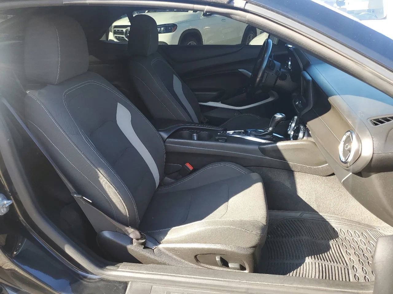 Used 2019 Chevrolet Camaro LT RWD image 17