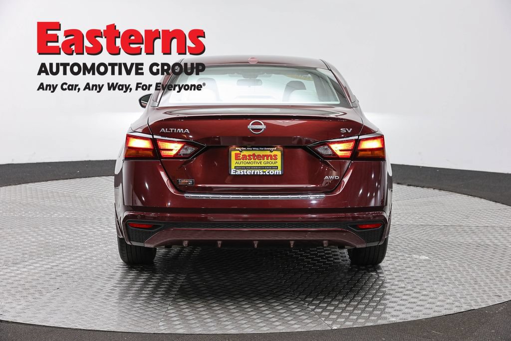 Used 2023 Nissan Altima 2.5 SV AWD/4WD image 6